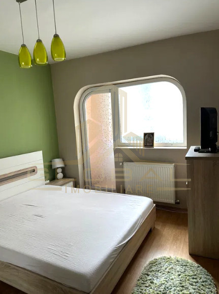 2 camere ,decomandat, 56 mp, 2 balcoane, zona hotel Paradis, Marasti