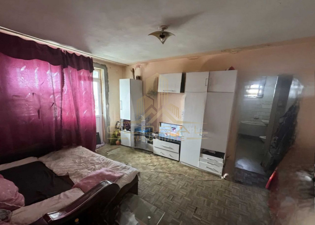 2 camere ,decomandat, 45 mp, balcon, zona Piata Hermes, Gheorgheni