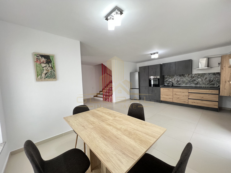 Vila cu 4 camere , 120 mp, curte 150 mp, 2 parcari , terasa 40 mp , Borhanci 