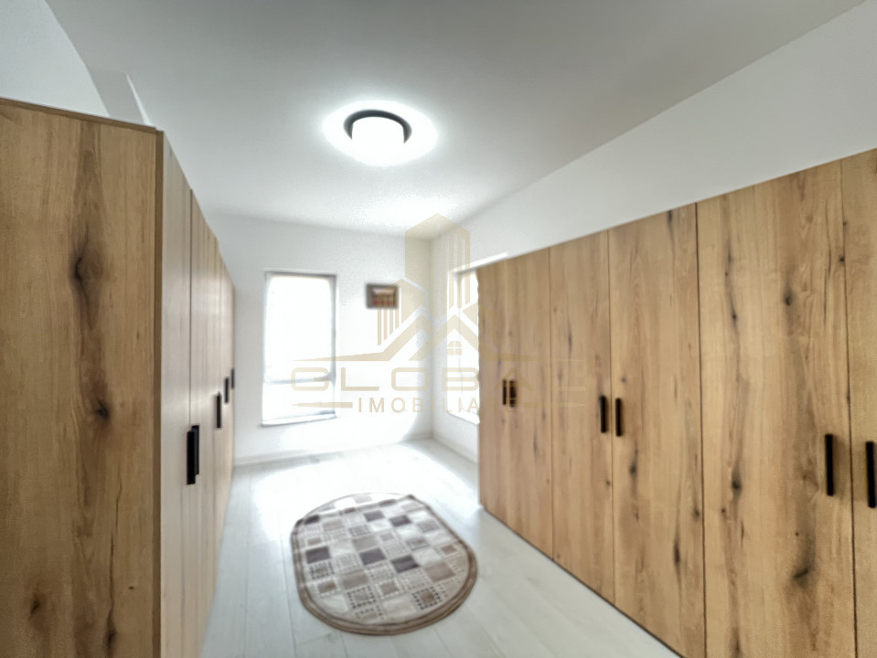 Vila cu 4 camere , 120 mp, curte 150 mp, 2 parcari , terasa 40 mp , Borhanci 