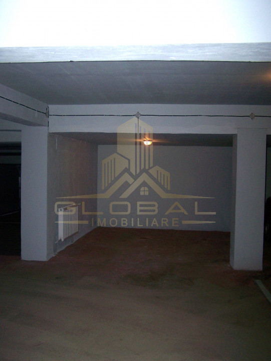 3 camere , 89 mp,  parcare, 24 mp. terasa, zona Andrei Muresanu 