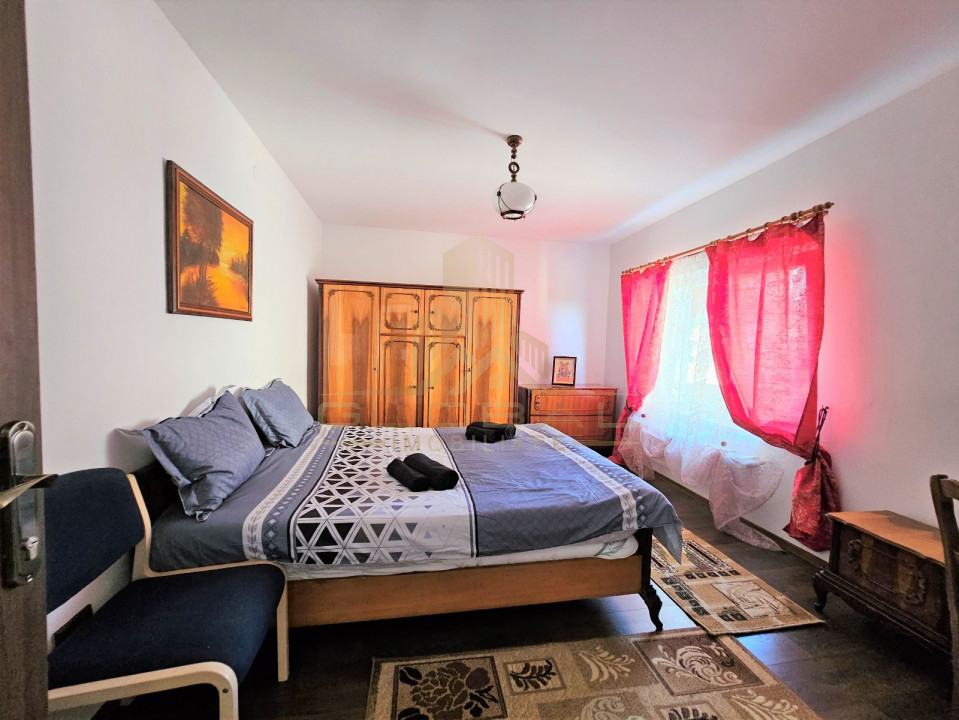 10 camere , 200 mp, zona str.Borhanciului, Borhanci