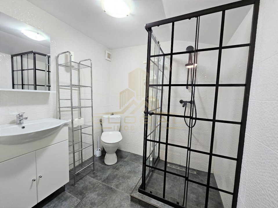 10 camere , 200 mp, zona str.Borhanciului, Borhanci