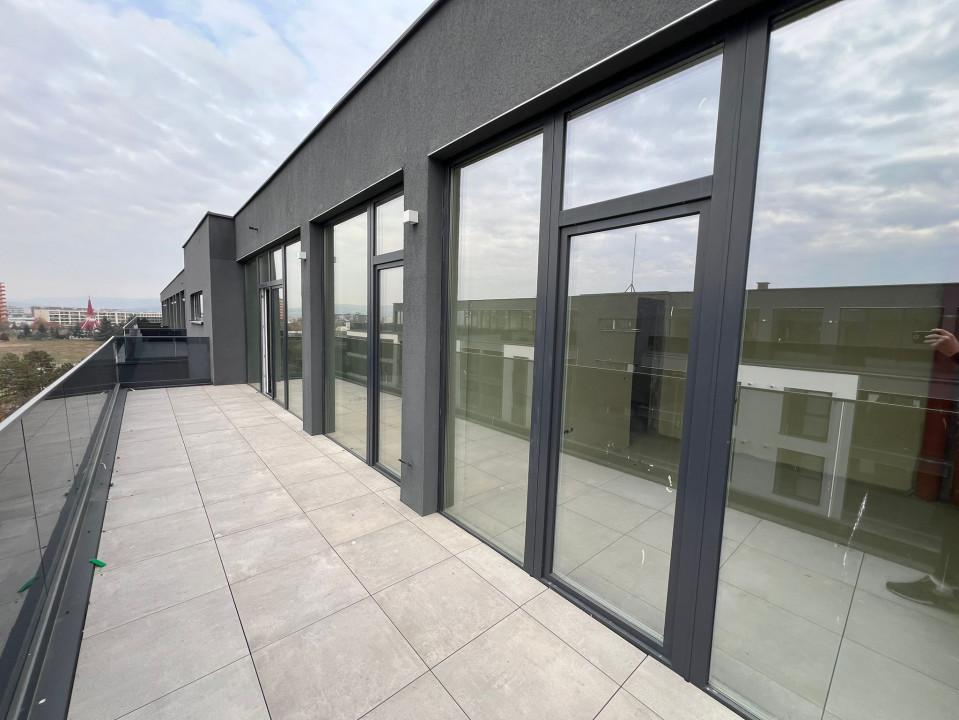 Penthouse 3 camere ,TVA INCLUS  parcare, terasa,  Gheorgheni-Sopor