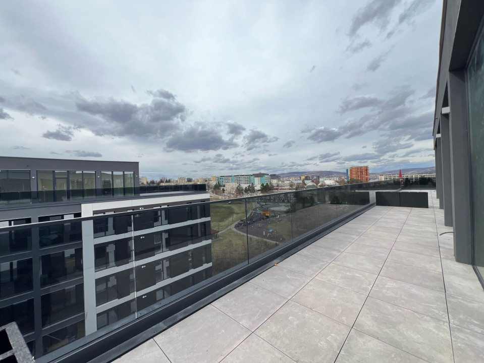 Penthouse 3 camere ,TVA INCLUS  parcare, terasa,  Gheorgheni-Sopor