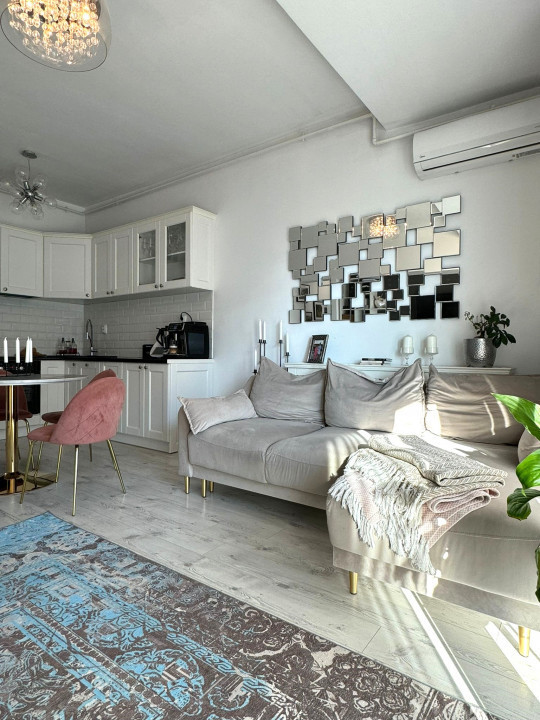 3 camere , 70 mp, garaj, terasa, zona str. Buna Ziua