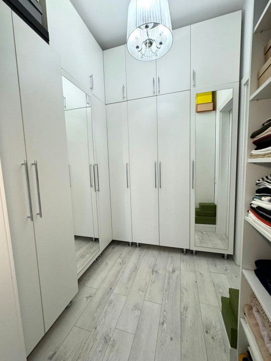 3 camere , 70 mp, garaj, terasa, zona str. Buna Ziua