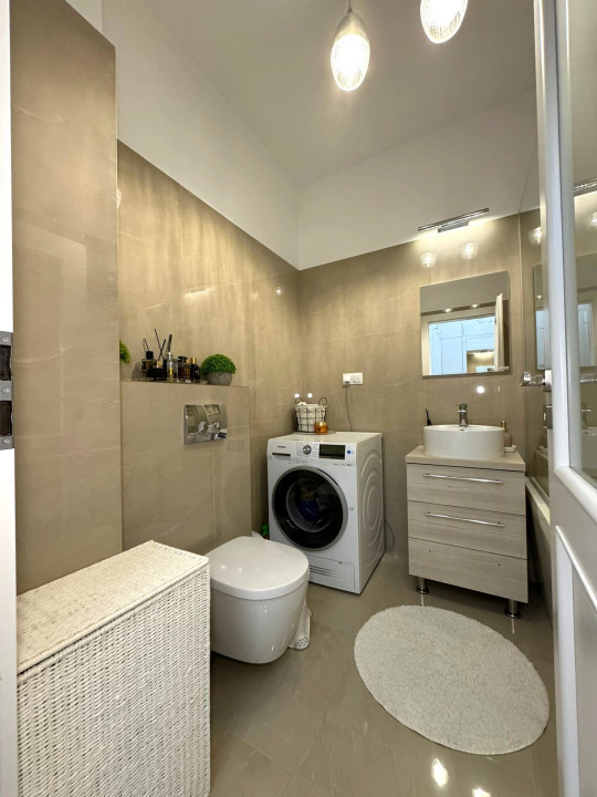 3 camere , 70 mp, garaj, terasa, zona str. Buna Ziua