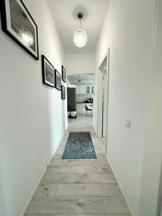 3 camere , 70 mp, garaj, terasa, zona str. Buna Ziua
