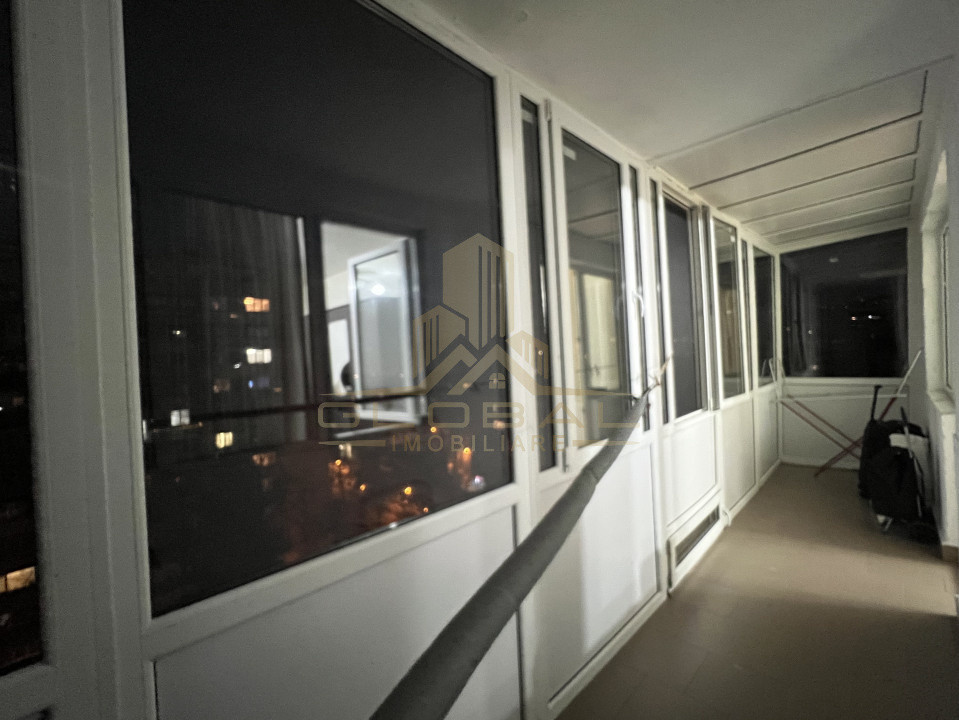 2 camere ,decomandat, 43 mp,  parcare, terasa, zona Gheorgheni