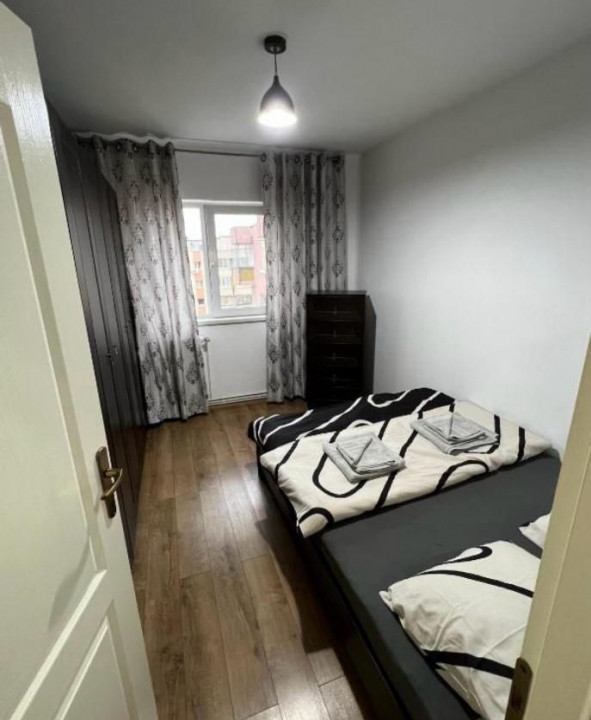 4 camere , 80 mp, Nou, 2 bai , zona str.Aurel Vlaicu , Marasti 