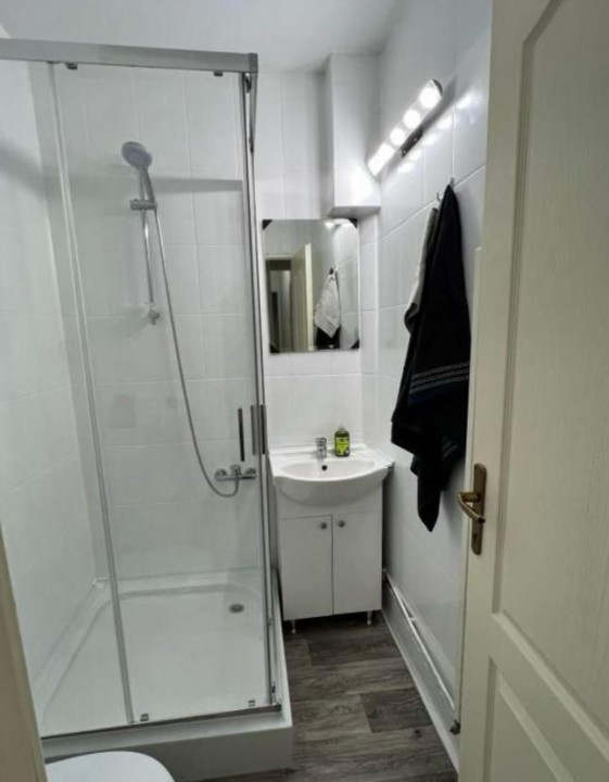 4 camere , 80 mp, Nou, 2 bai , zona str.Aurel Vlaicu , Marasti 