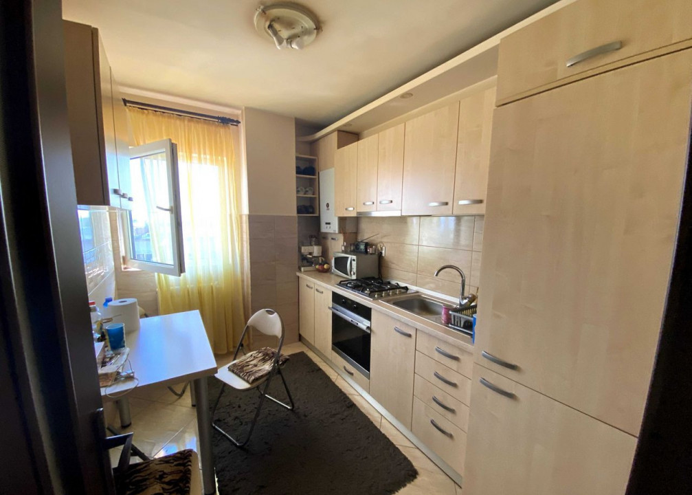 2 camere ,decomandat, 52 mp,  terasa, zona str.Traian Vuia