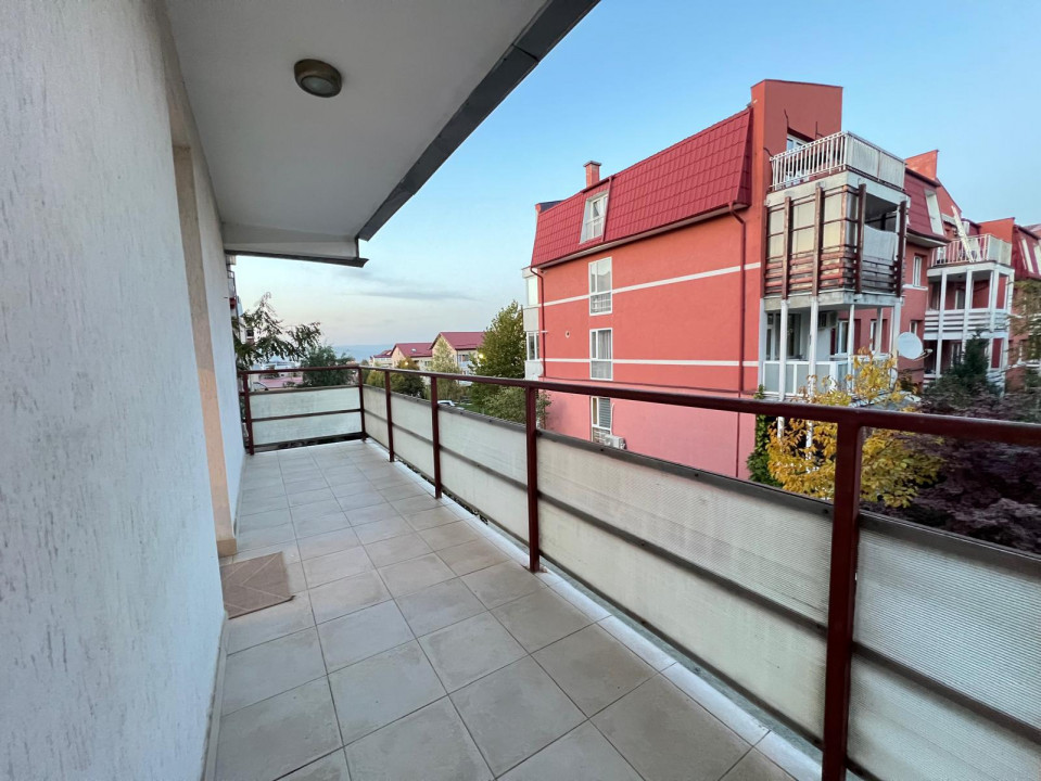 3 camere , LUX, 94 mp, garaj, terasa, zona str.Marin Preda, Buna-Ziua 