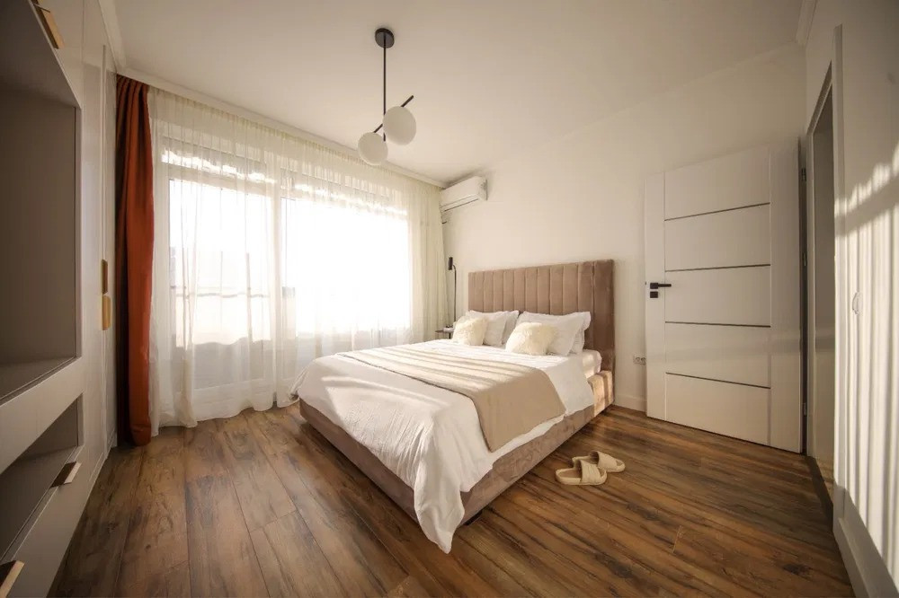 2 camere decomandat, Lux, Totul Nou. parcare, Ghergheni