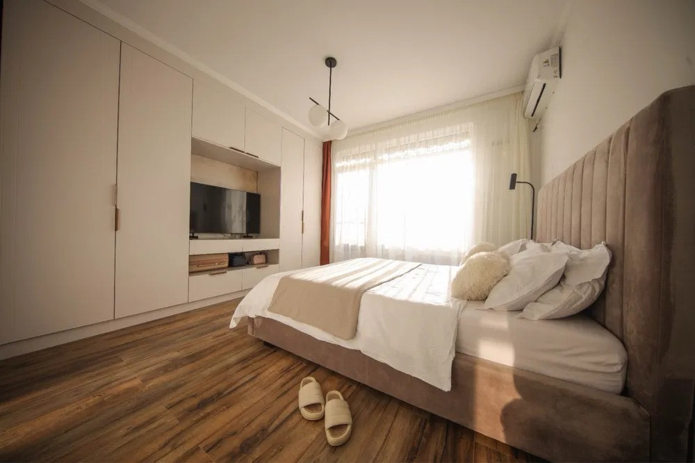2 camere decomandat, Lux, Totul Nou. parcare, Ghergheni