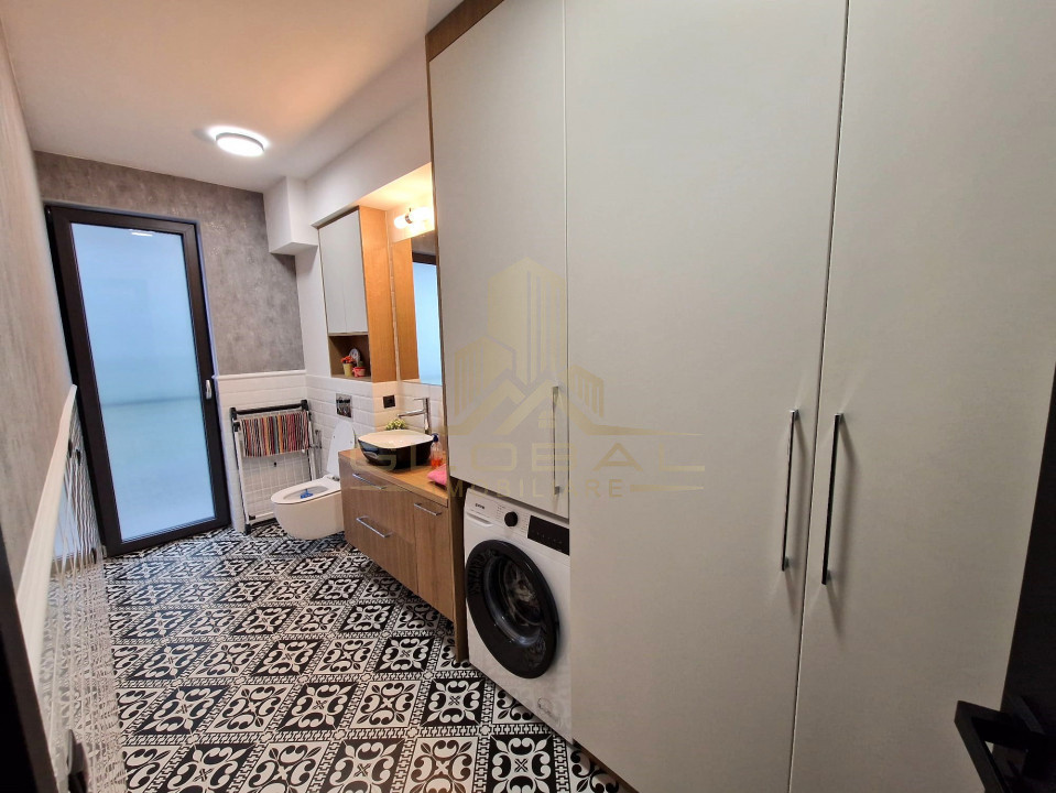 4 camere , 82 mp, Ultrafinisat , Garaj, terasa, Zorilor 