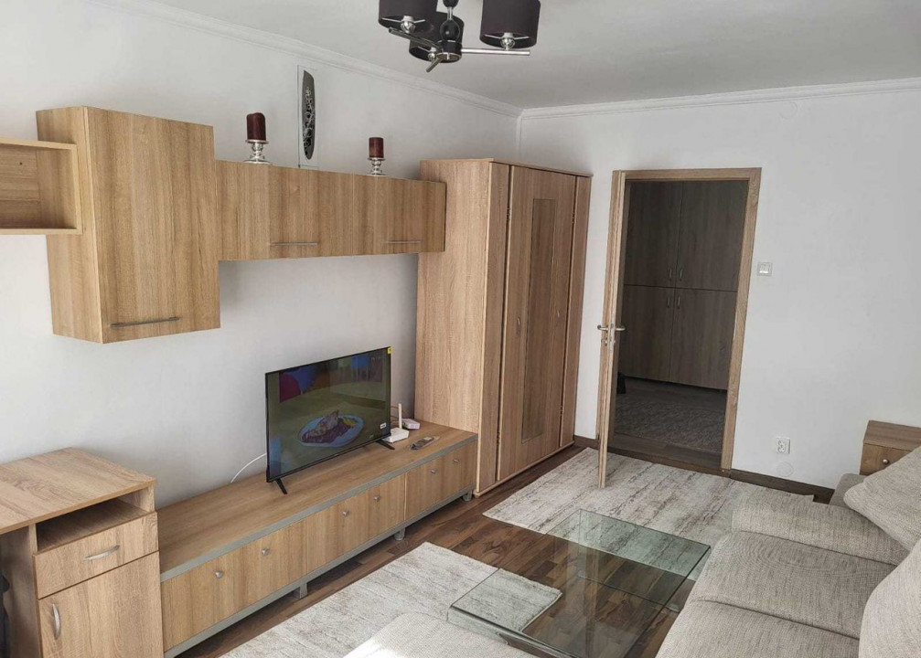 3 camere ,decomandat, 70 mp,  parcare, terasa, zona str.Aurel Vlaicu, Marasti