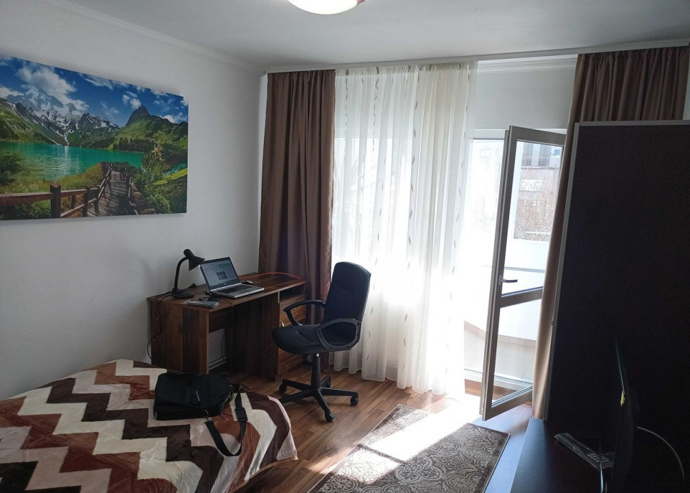 3 camere ,decomandat, 70 mp,  parcare, terasa, zona str.Aurel Vlaicu, Marasti