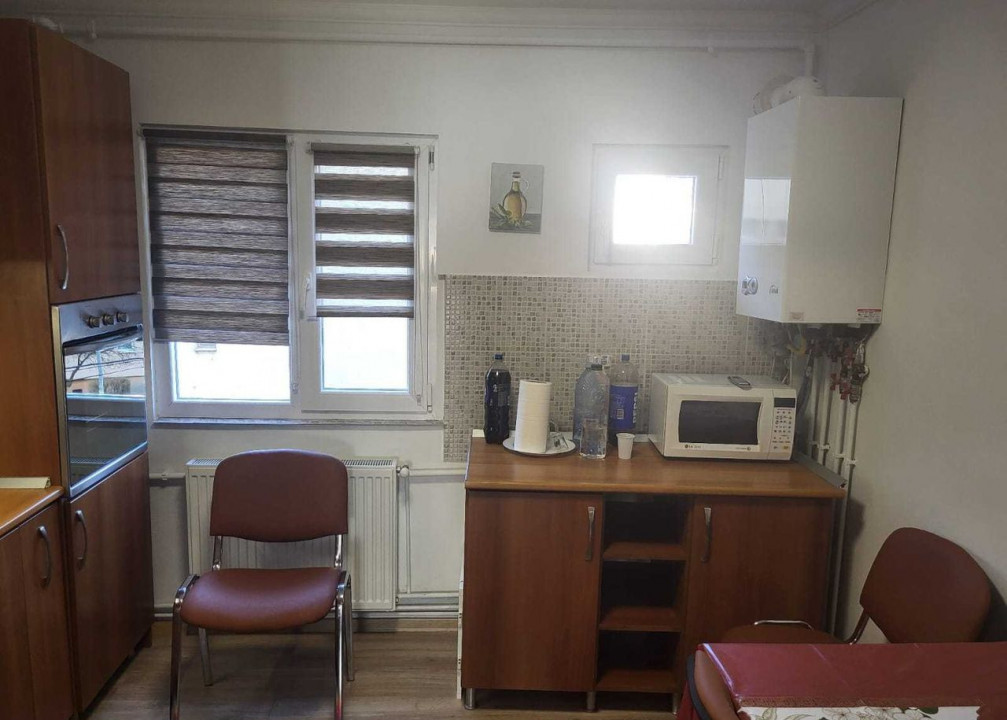 3 camere ,decomandat, 70 mp,  parcare, terasa, zona str.Aurel Vlaicu, Marasti