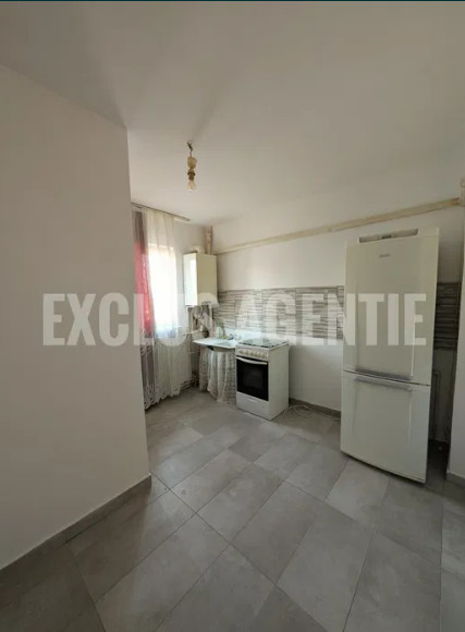 4 camere, decomandat, 80 mp, 2 bai, 2 balcoane, zona Marasti