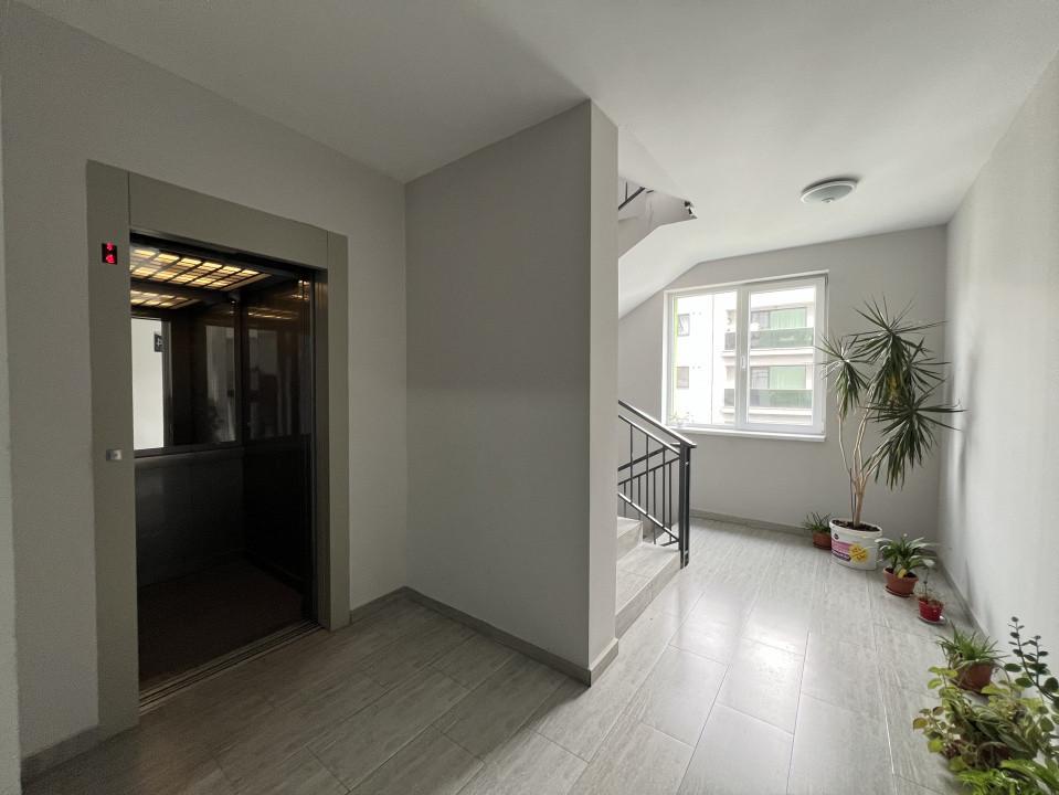 3 camere ,69 mp,  parcare, terasa, Iulius Mall Sopor