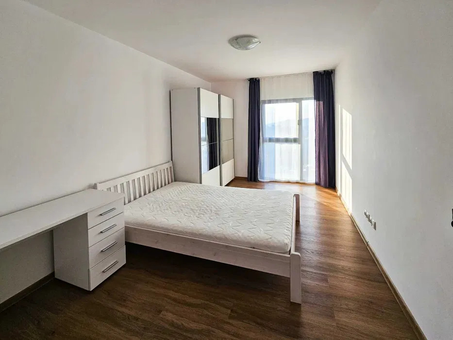 3 camere ,Lux, 63 mp, garaj, terasa, zona Scala Frunzisului -Zorilor