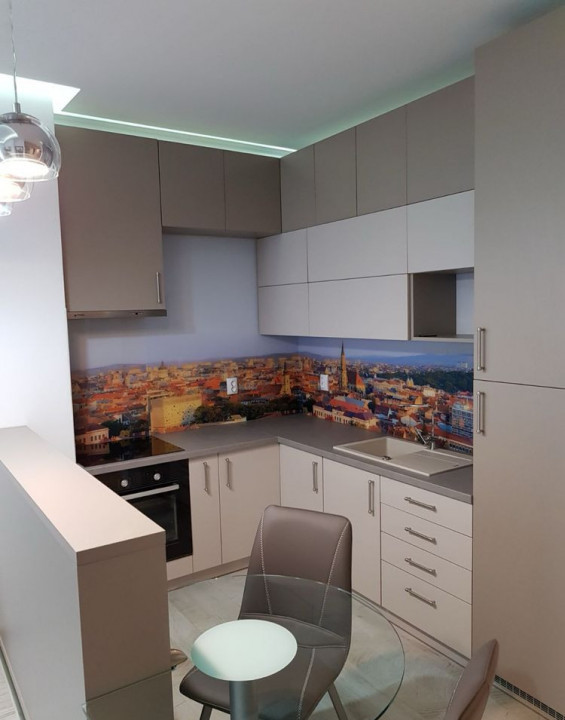 2 camere, LUX, 47 mp,  terasa, zona str.Ploiesti, Semicentral