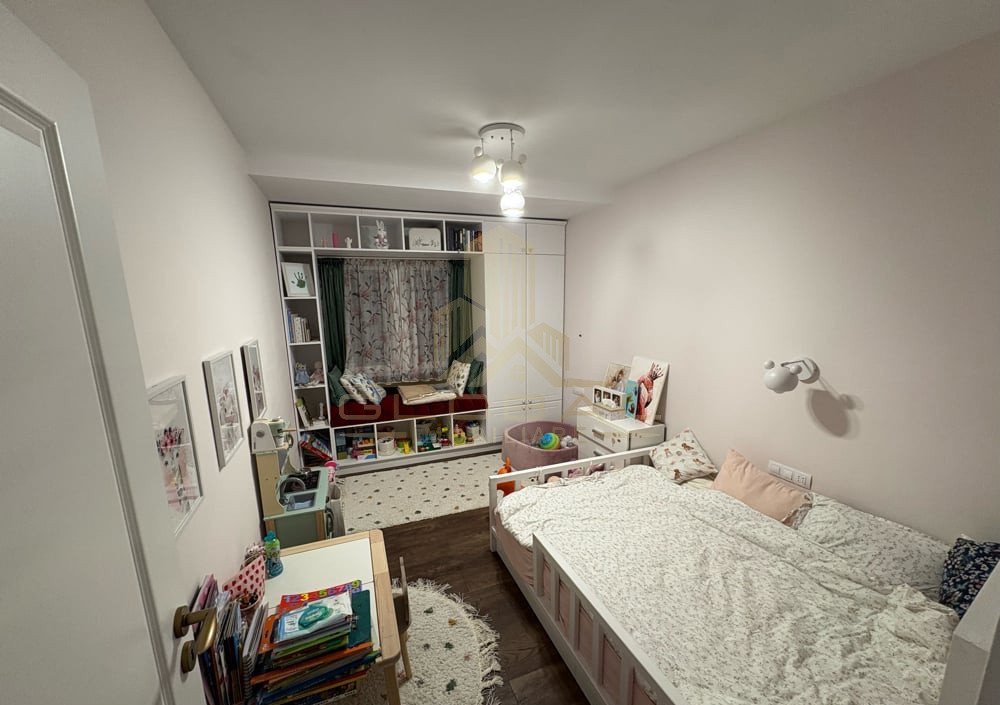 3 camere , 66 mp, parcare,  terasa, Lux, zona Elf Buna Ziua