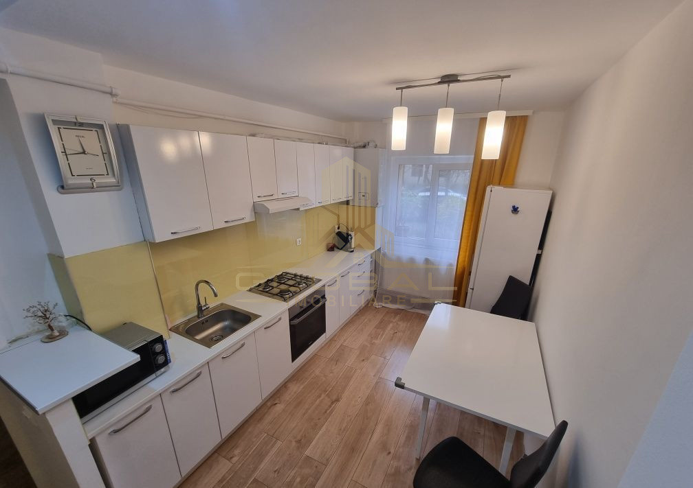 3 camere ,decomandat, 68 mp, P.Inalt, parcare, Marasti zona Mol