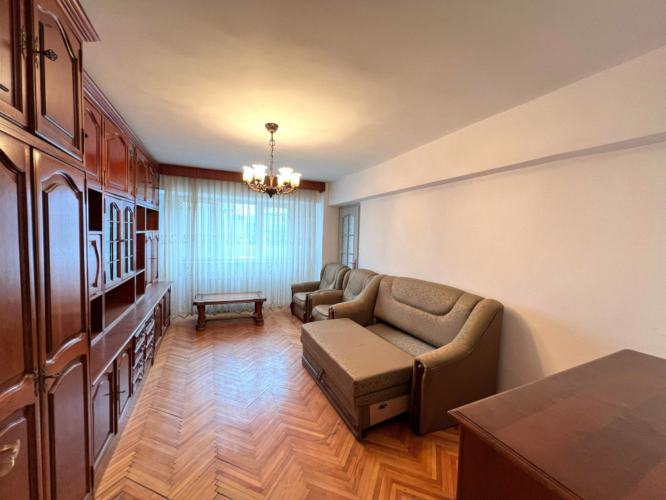 3 camere ,decomandat, 2 bai, parcare, zona The Office- Marasti