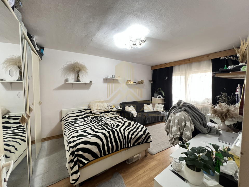 3 camere ,decomandat, 65 mp, 2 bai,  balcon, zona str.Rovine, Marasti