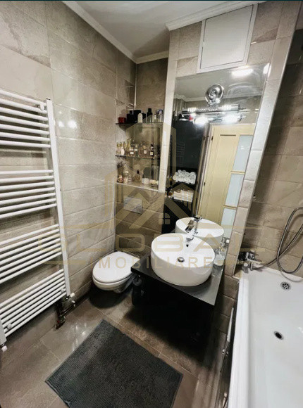 2 camere ,decomandat, 56 mp, AC, parcare, zona Piata Marasti, Marasti