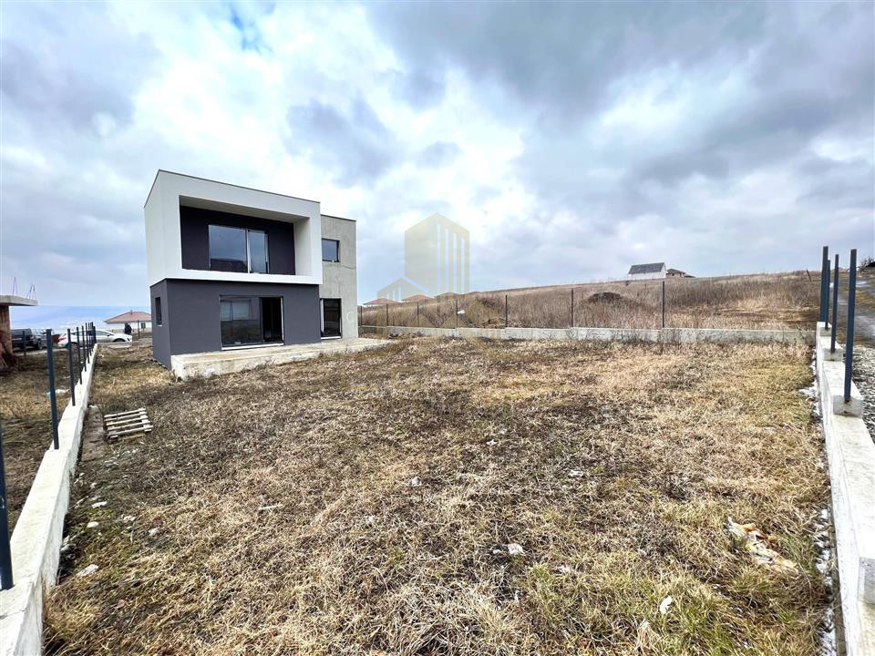 Casa Individuală 4 camere 120 mp. Garaj Curte 397 mp. .Zapodei Dezmir