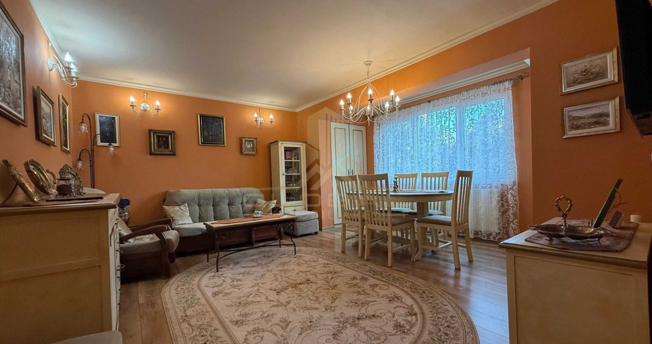 4 camere , LUX, 92 mp, garaj  zona str. C.  Brancusi, Gheorgheni