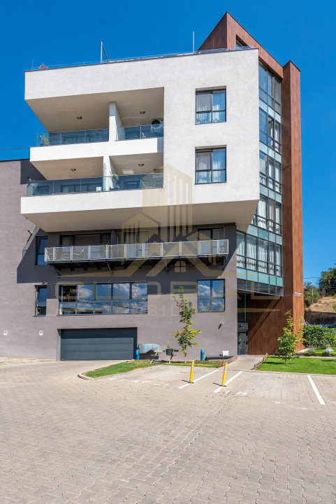 3 camere, LUX, 94 mp,garaj, terasa, str.Taietura Turcului , Grigorescu