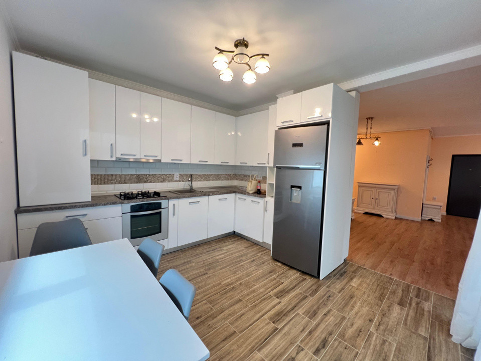 3 camere , LUX, 85 mp. 2 bai, lift, garaj  terasa, Buna-Ziua