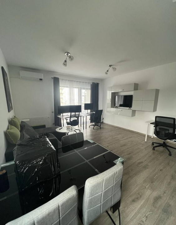 3 camere, 75 mp,  2 balcoane, 2 parcari, zona cartier Europa