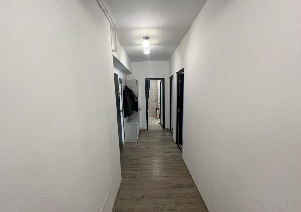 3 camere, 75 mp,  2 balcoane, 2 parcari, zona cartier Europa