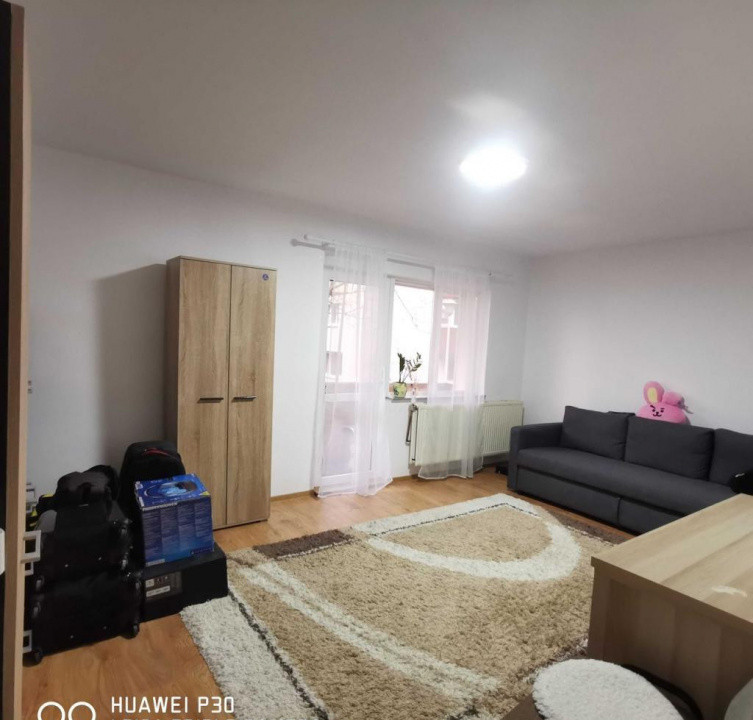 3 camere, decomandat, 69 mp,  balcon, zona Piata Zorilor, Zorilor