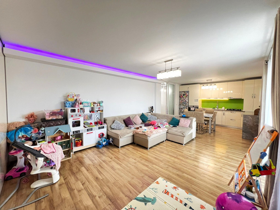 3 camere , 77 mp, LUX. parcare, 22 mp.terasa, zona OMW , Buna Ziua