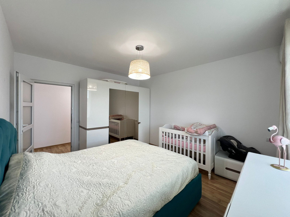 3 camere , 77 mp, LUX. parcare, 22 mp.terasa, zona OMW , Buna Ziua