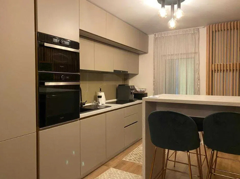 3 camere, LUX, decomandat, 65 mp,  balcon, zona str.Scortarilor, Marasti