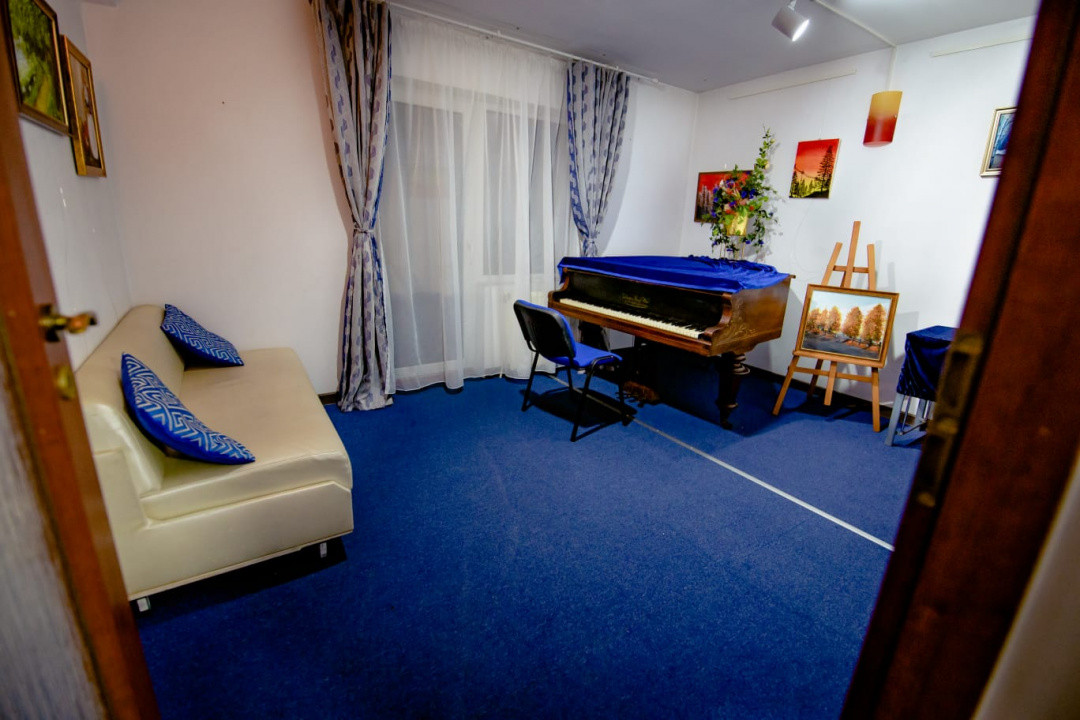 Casa + anexa.380 mp. teren 568 mp. str.Constantin Brancusi, Gheorgheni