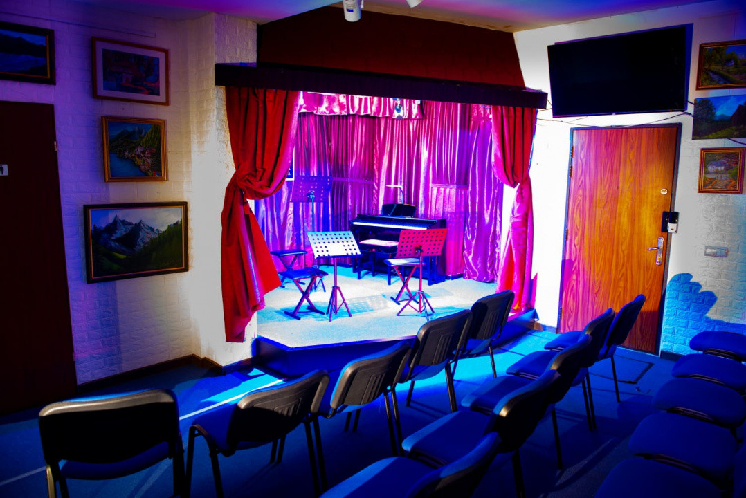 Casa + anexa.380 mp. teren 568 mp. str.Constantin Brancusi, Gheorgheni