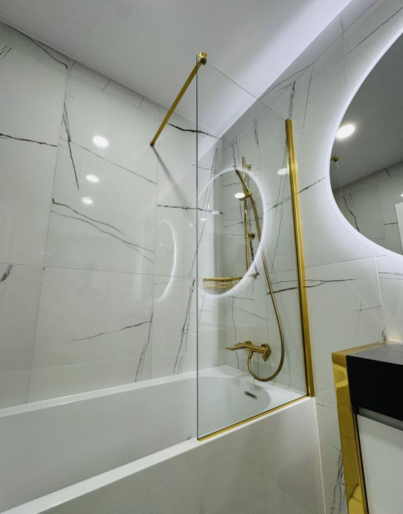 2 camere ,Lux , Toatul Nou garaj, str.Frunzisului, Zorilor