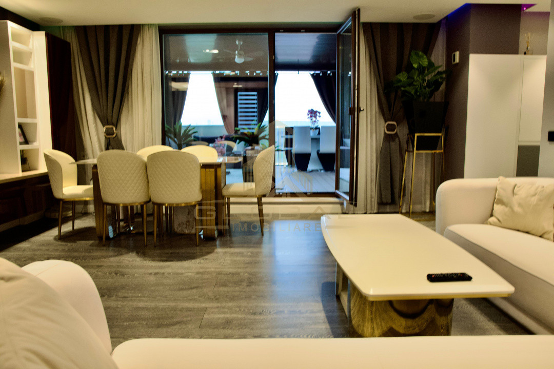 Penthouse, 3 camere , 80 mp.Lift, 2 Garaje, Terasa 30mp. Marasti