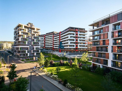 3 camere Lux, 82 mp, gradina 55 mp, garaj  Buna Ziua