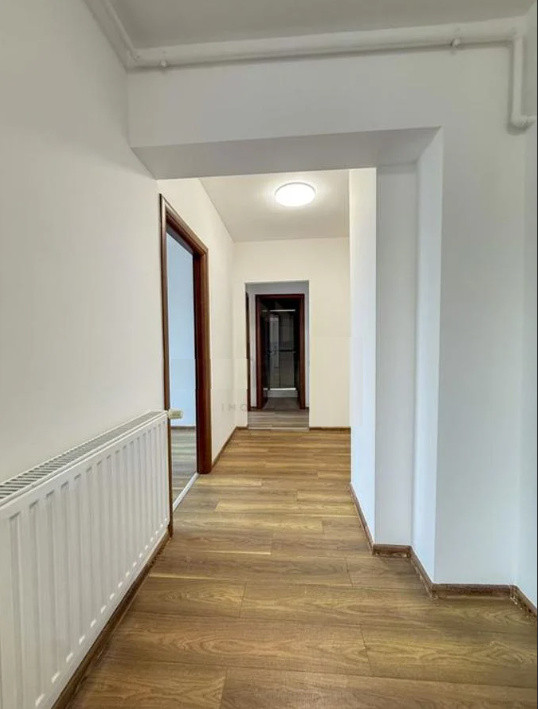 Pentrhouse 3 camere 81 mp, graj, 45mp. terasa, Buna ZIua-Bonjour