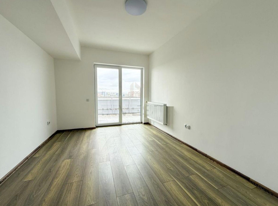 Pentrhouse 3 camere 81 mp, graj, 45mp. terasa, Buna ZIua-Bonjour